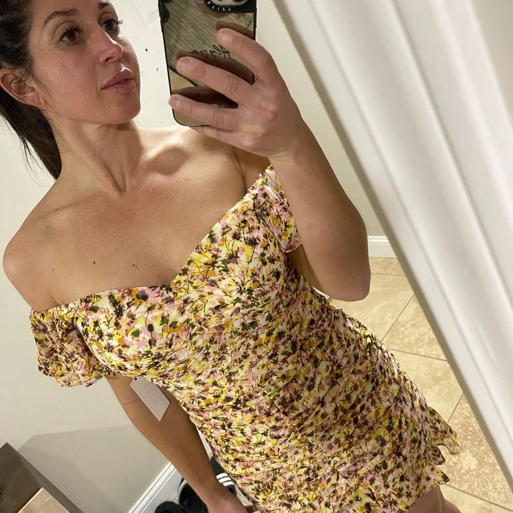 ASTR DRESS - Picture 3 of 6